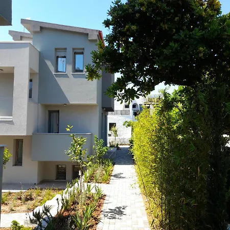 Gaia Maisonettes Nea Kallikrateia