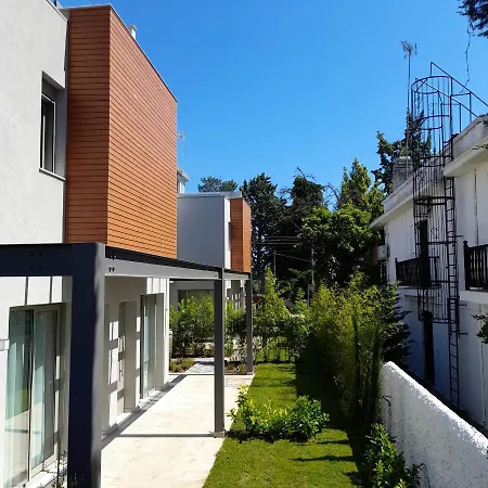 Дом отдыха Gaia Maisonettes *