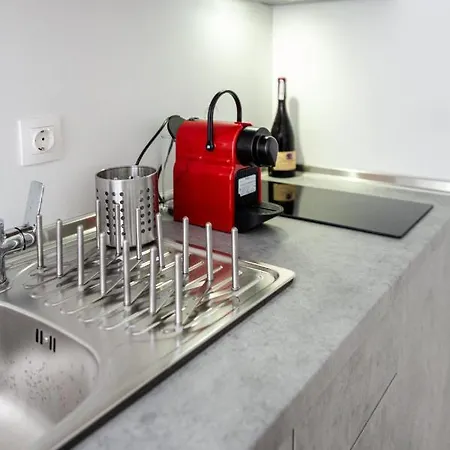 Gaia Maisonettes Дом отдыха *