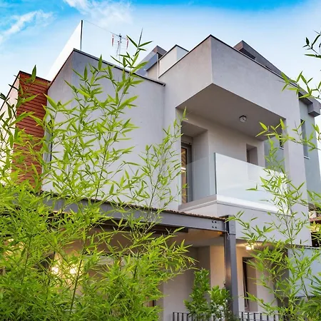 Gaia Maisonettes *